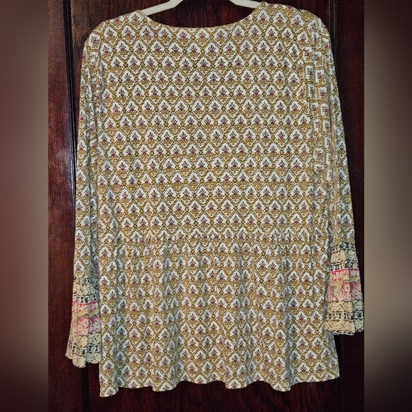Stlye&Co, L, Multi, Bohemian Peasant Top - Picture 2 of 4